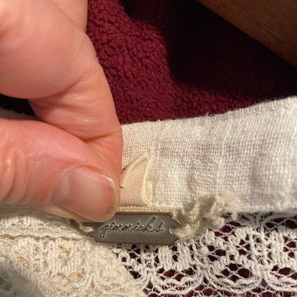 Boho shirt.  Worn once bought from Buckle - Picture 4 of 4